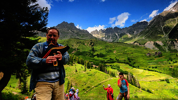 Nature and ethnic music